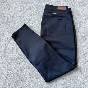 Wrangler women’s high rise unforgettable skinny jeans size 16
